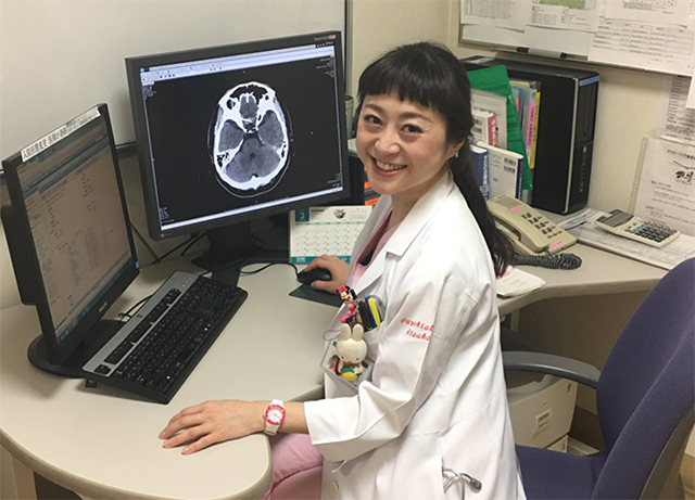 青山スキンクリニック院長 冨田理紗子様